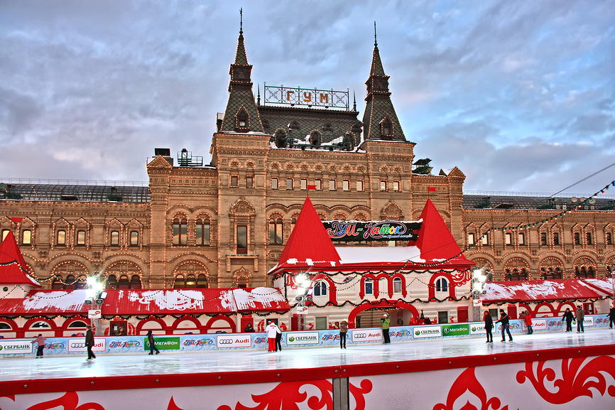 ГУМ-Каток на Красной площади в Москве © Владимир Сергеев / Фотобанк Лори