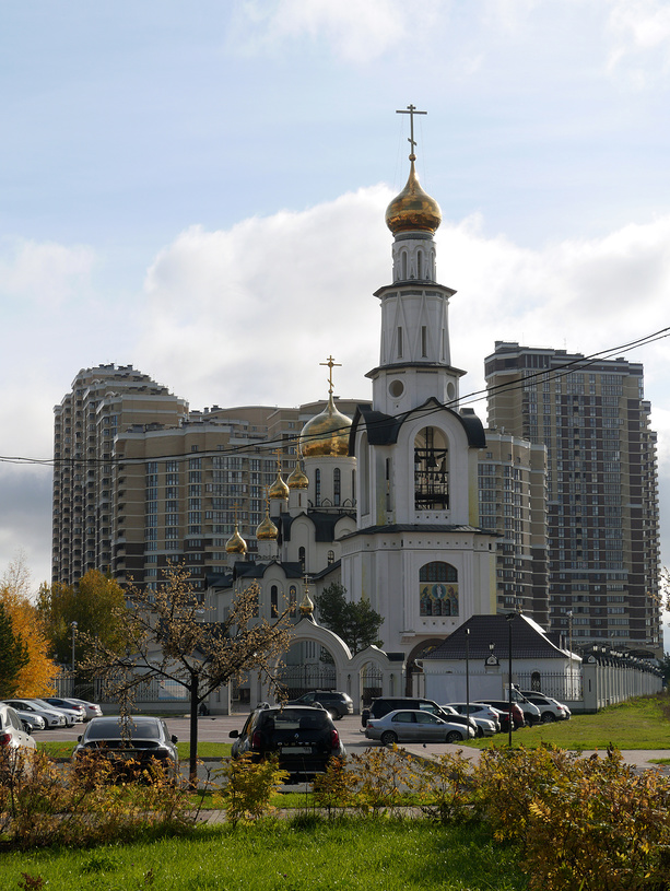Россия/Сургут - сентябрь 2020: Кафедральный Собор Преображения Господня © Максим Гулячик / Фотобанк Лори