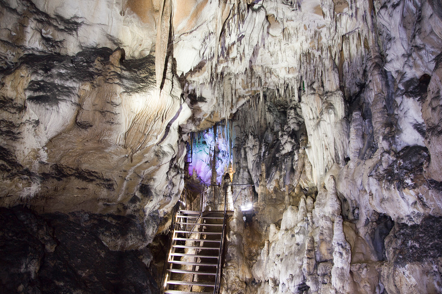 Большая Азишская пещера © Evgenii Mitroshin / Фотобанк Лори