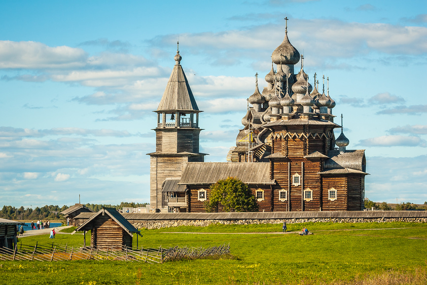 Церковь Преображения Господня на острове Кижи, Карелия © Сергей Цепек / Фотобанк Лори